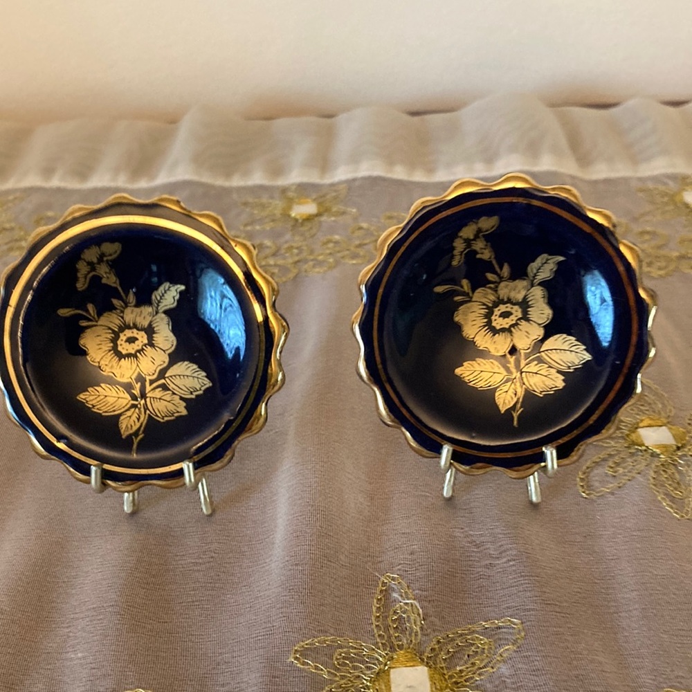 Set of 2 Miniature Small Decorative Plates with Stand. Handmade In Greece